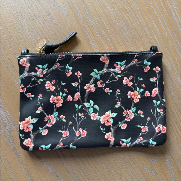 🖤 🍒 Clare V Black Cherry Clutch w/ Tabs